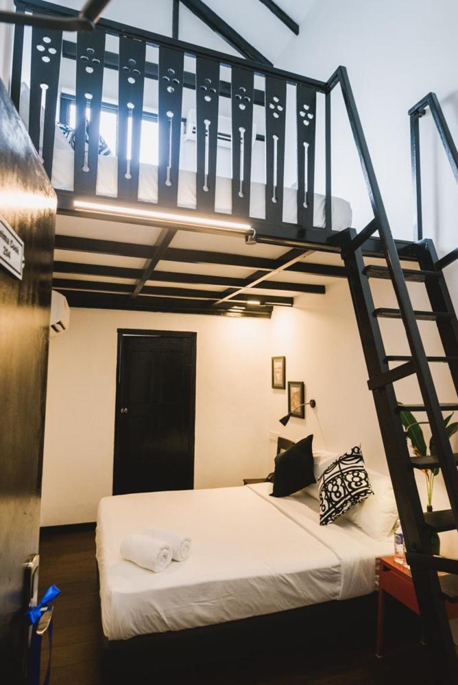 The Marian Boutique Lodging House Kuching Esterno foto